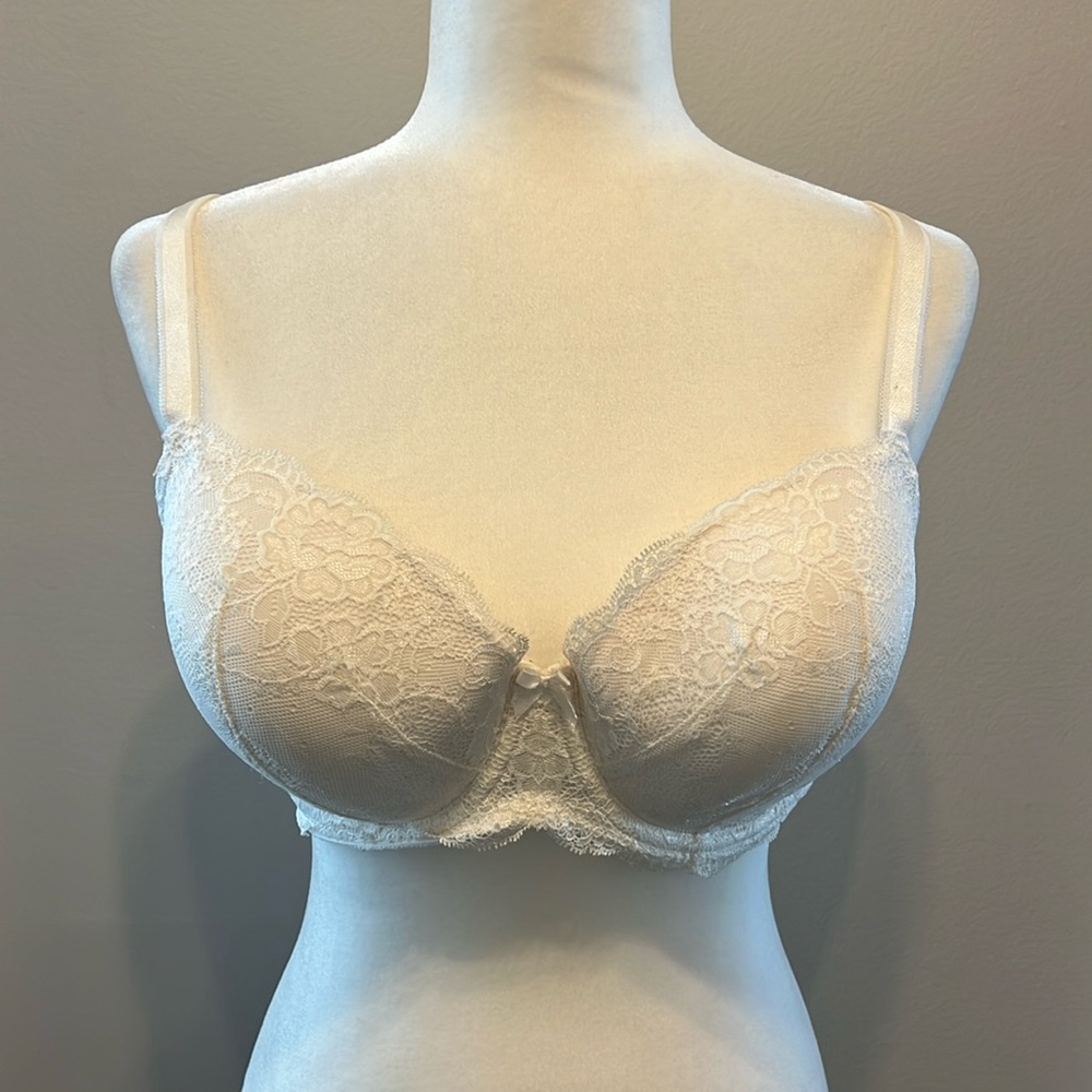 Victoria’s Secret bra
